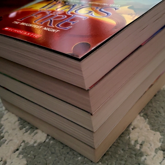 Wings of Fire Library of Books 1-5 - Picture 5 of 11